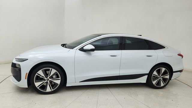 Used 2025 Audi A6 e-tron Premium w/ Convenience Package image 3