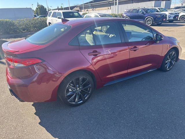 Used 2025 Toyota Corolla SE w/ Convenience Package image 6