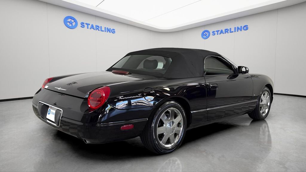 Used 2003 Ford Thunderbird image 39