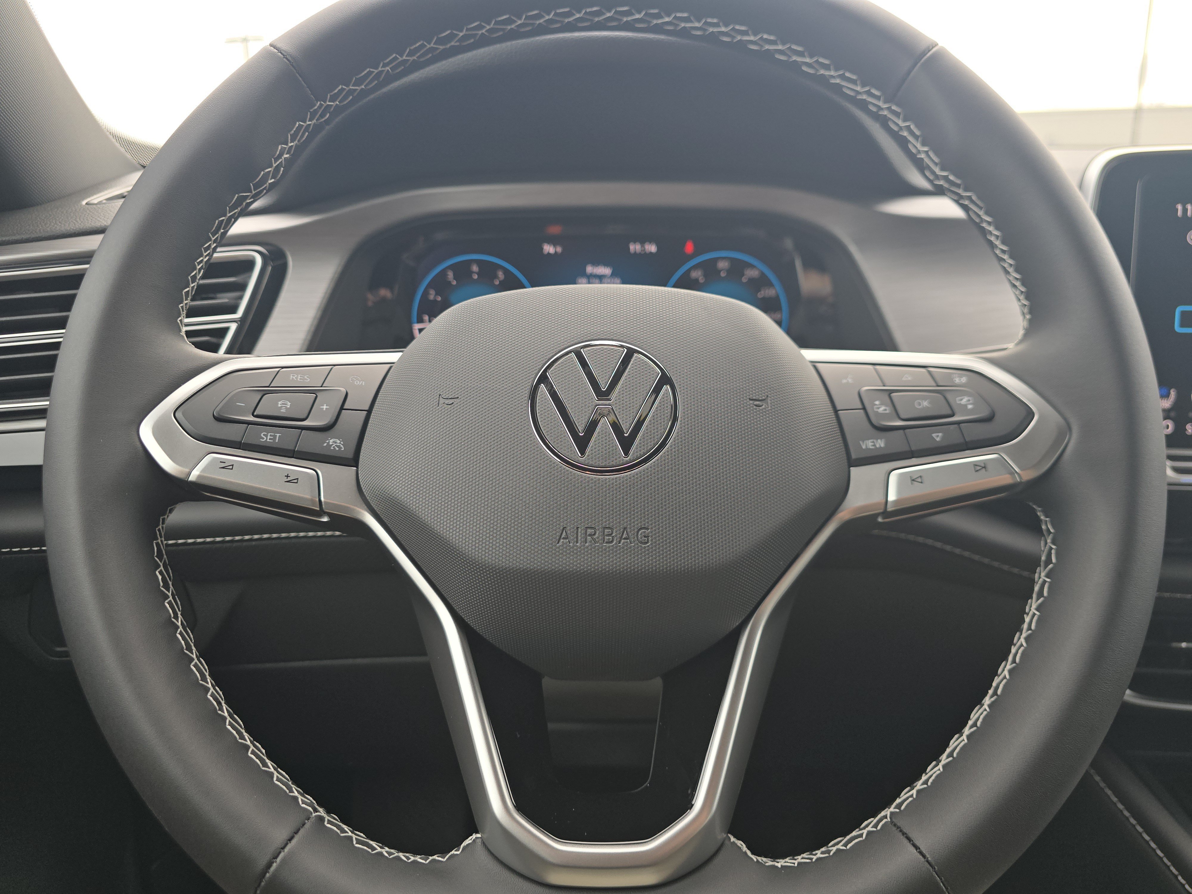 New 2026 Volkswagen Atlas Cross Sport SE AWD/4WD image 21