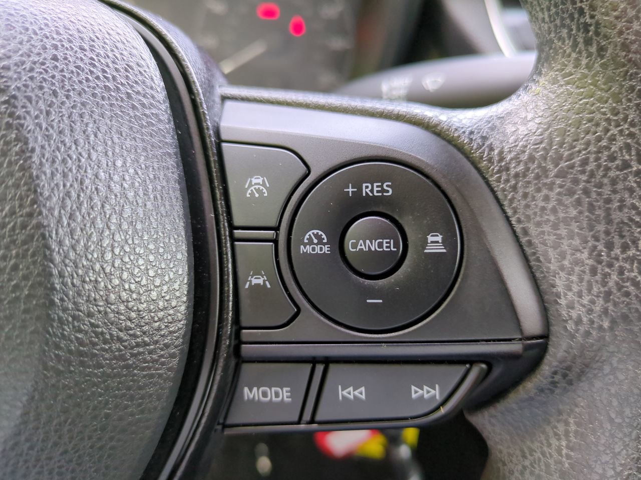 Used 2024 Toyota Corolla LE FWD image 23