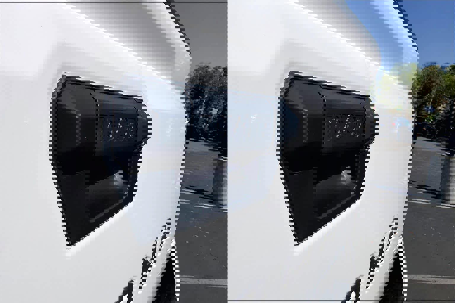 New 2026 Toyota Tacoma SR5 image 15