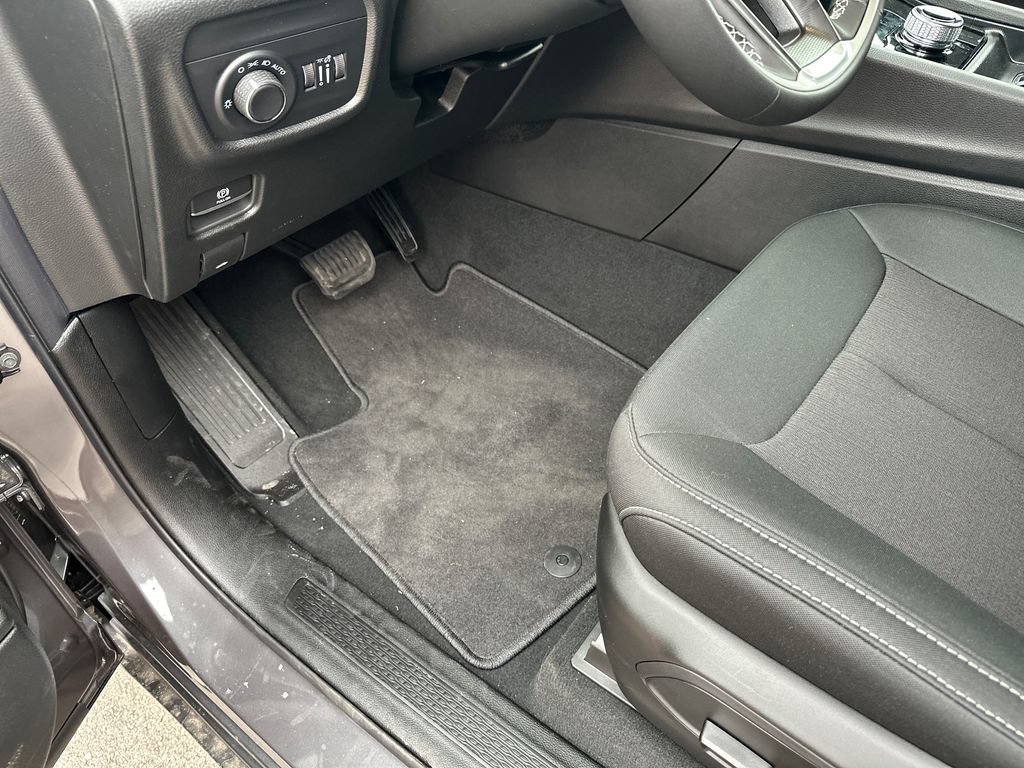 New 2026 Jeep Grand Cherokee Laredo RWD image 20