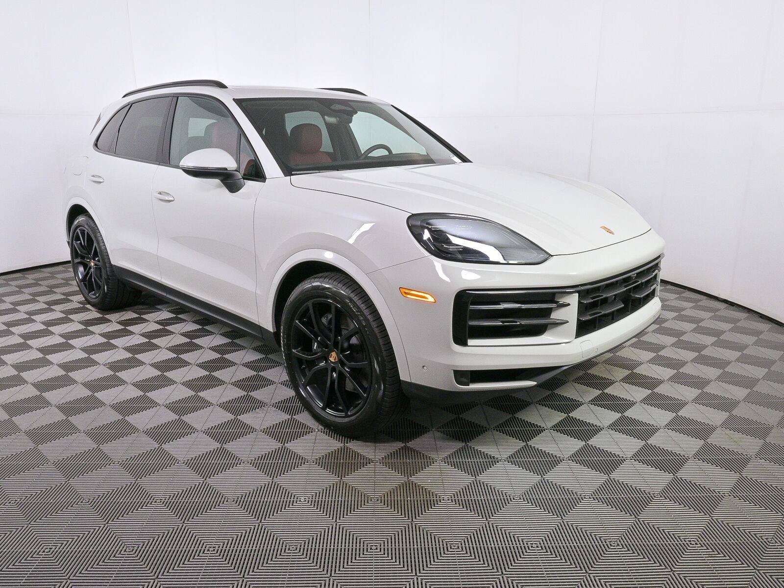 New 2026 Porsche Cayenne AWD/4WD image 25