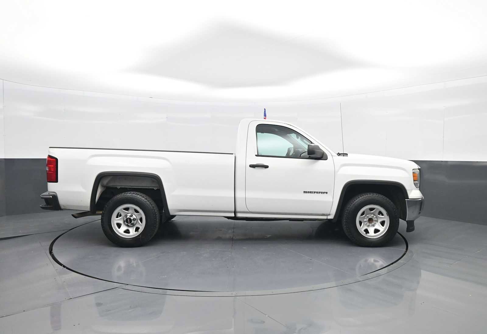 Used 2015 GMC Sierra 1500 2WD Regular Cab image 9