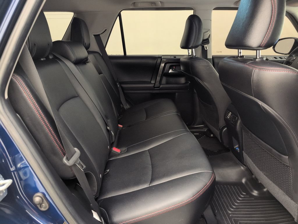Used 2023 Toyota 4Runner TRD Off-Road Premium w/ Moonroof Package AWD/4WD image 17