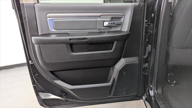 Used 2023 RAM 1500 Classic SLT w/ Trailer & Traction Group AWD/4WD image 16