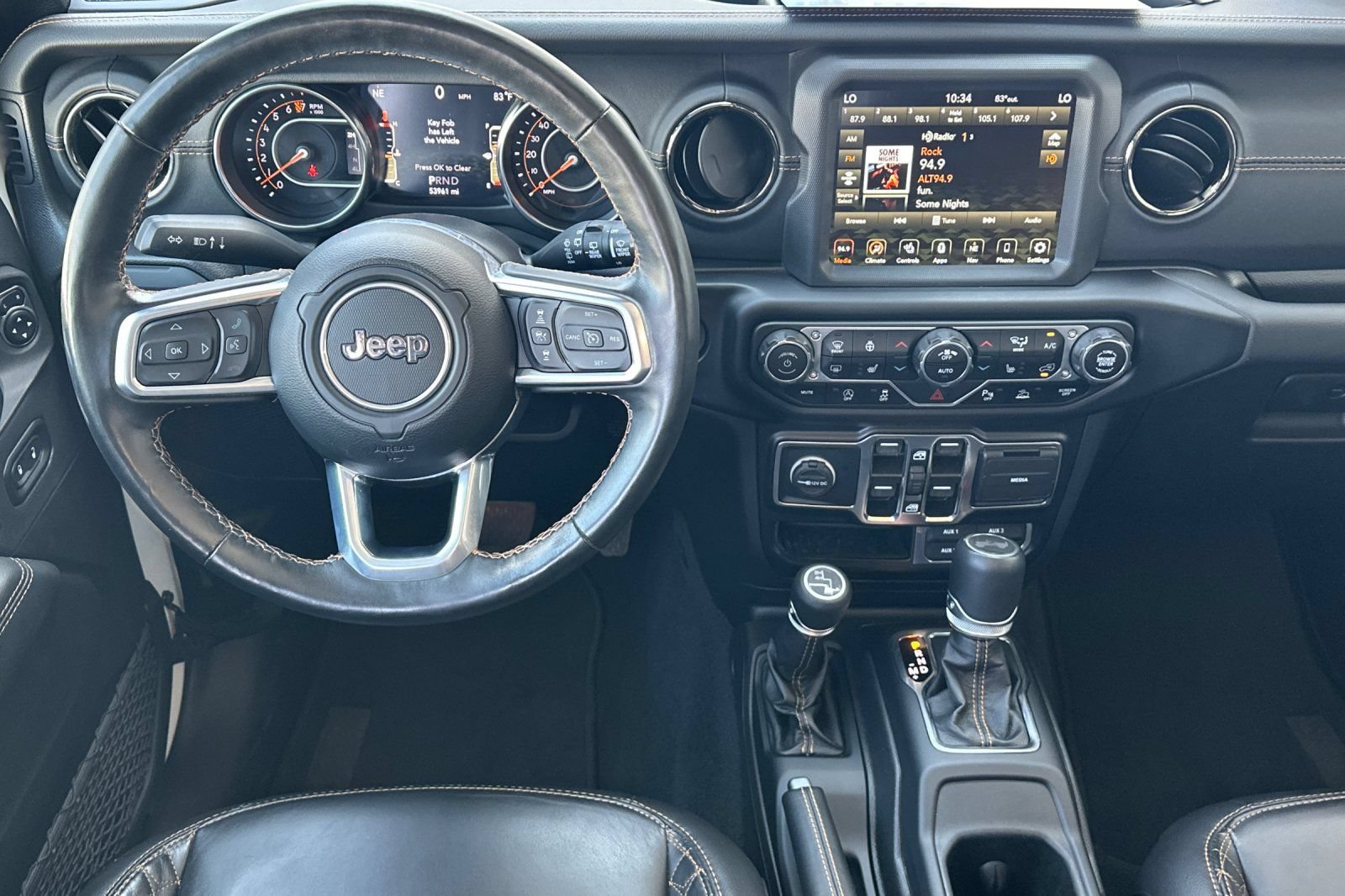 Used 2022 Jeep Wrangler Unlimited Sahara AWD/4WD image 13