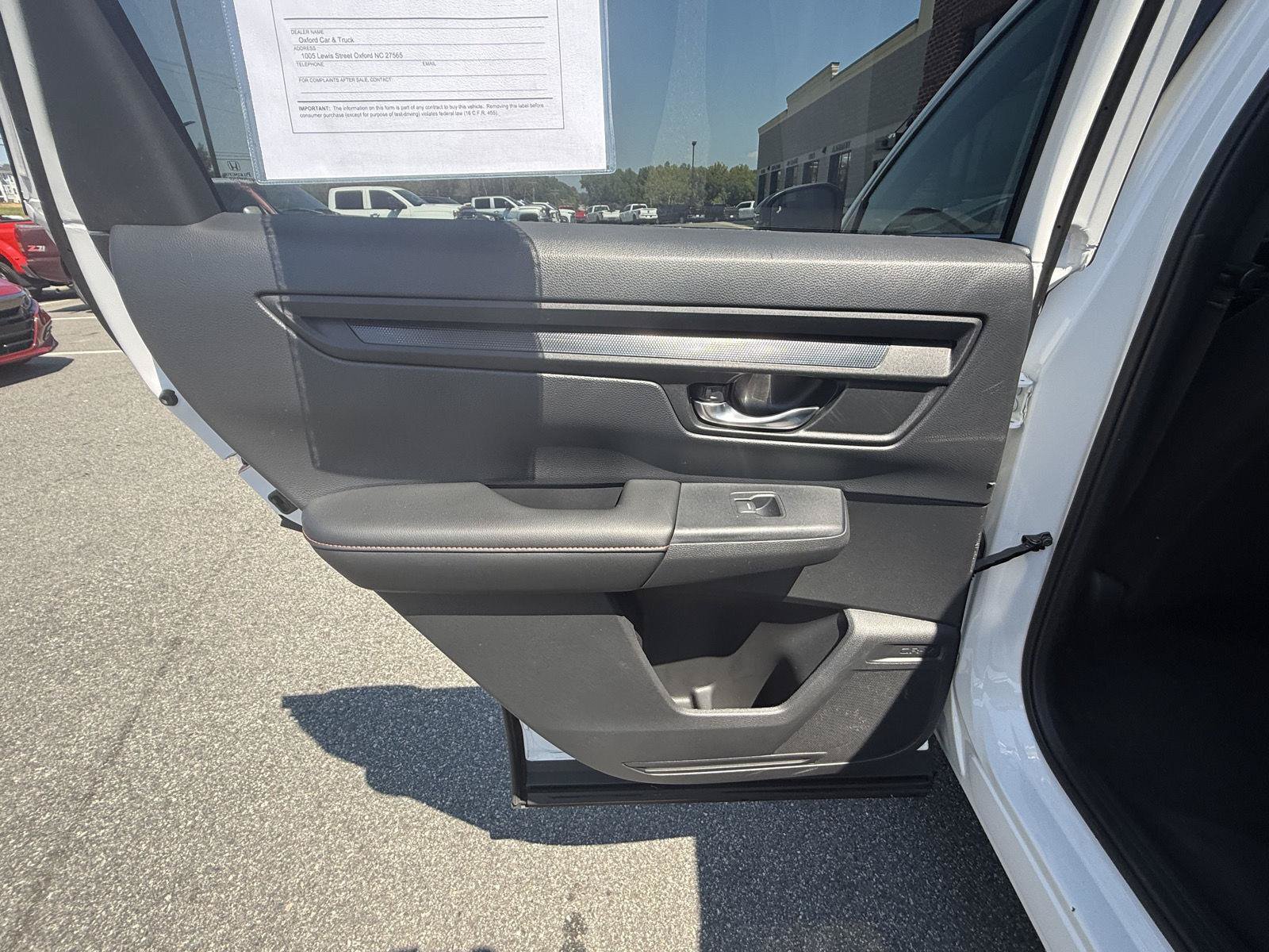 Used 2025 Honda CR-V Sport image 18