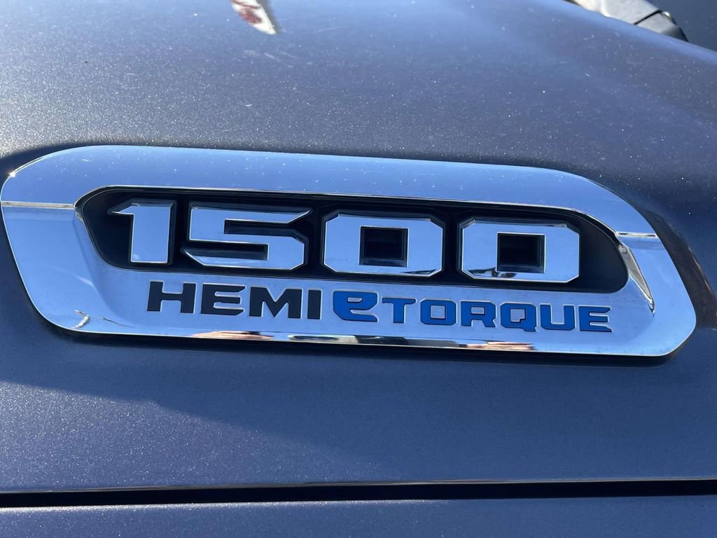 Used 2024 RAM 1500 Limited image 8