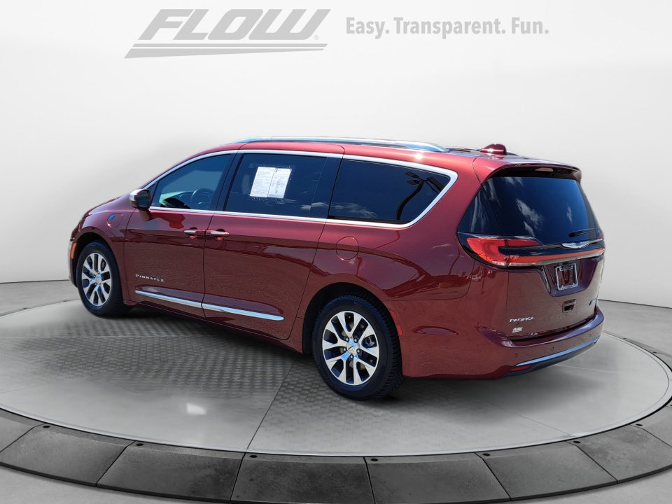 Used 2021 Chrysler Pacifica Pinnacle FWD image 6