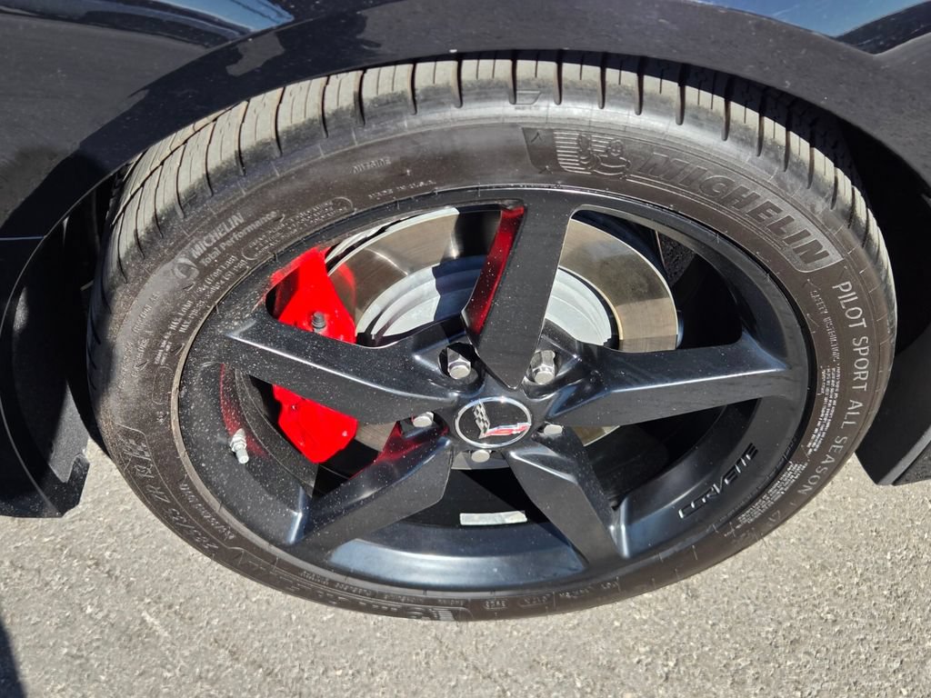 Used 2014 Chevrolet Corvette Stingray Convertible w/ 2LT Preferred Equipment Group RWD image 5