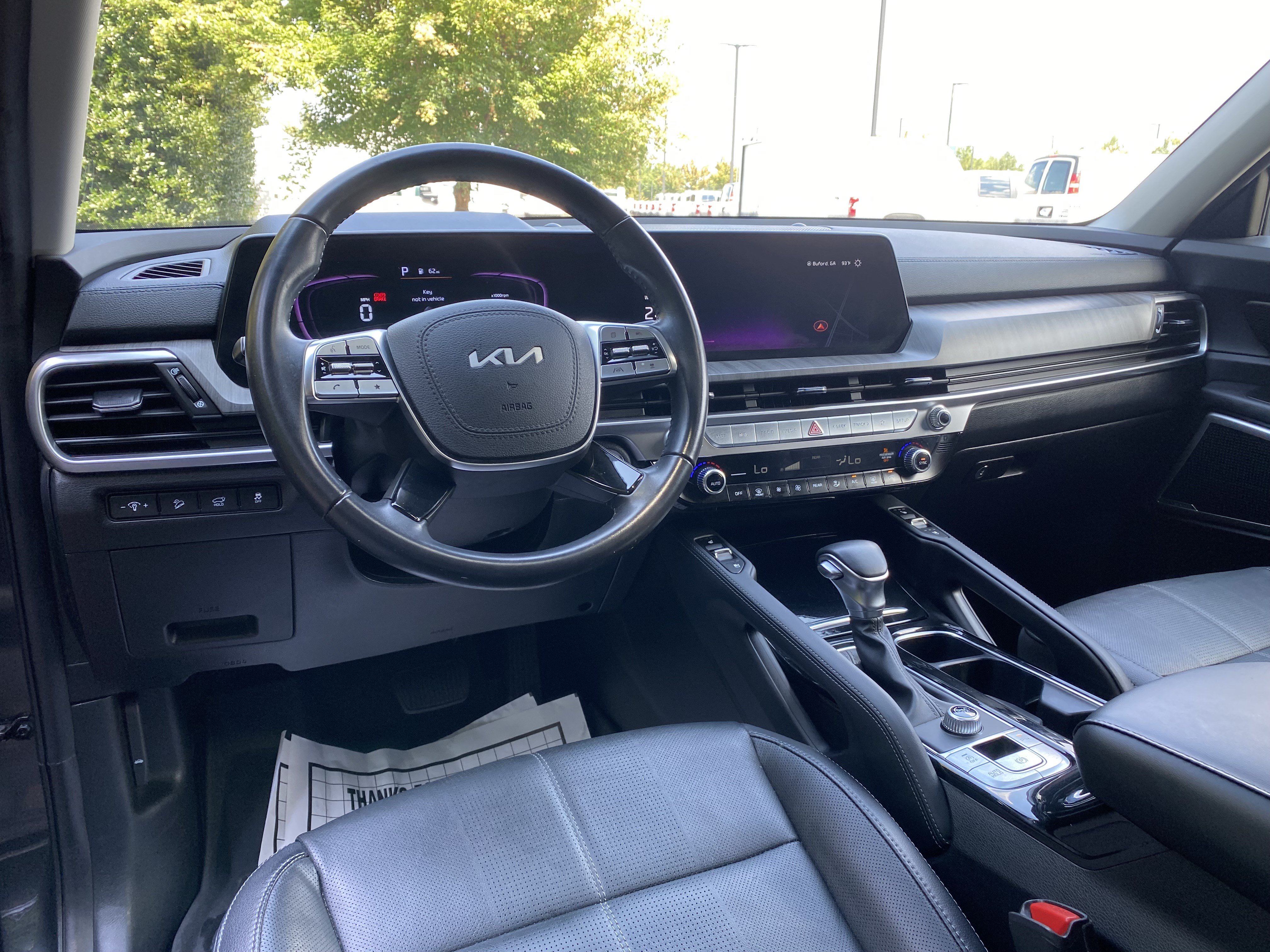 Used 2024 Kia Telluride EX w/ EX Captain's Chair Package FWD image 33