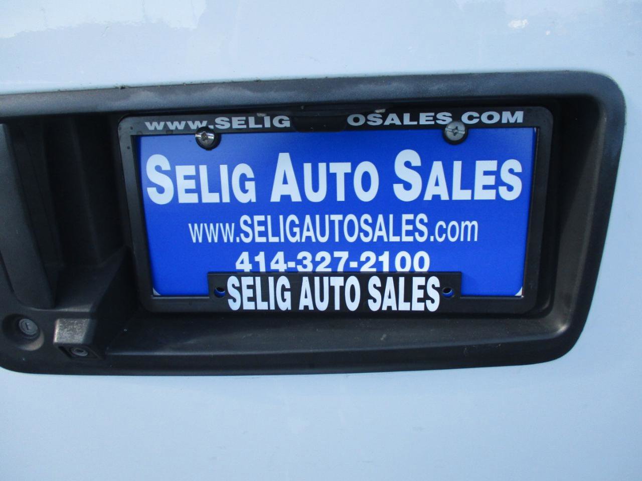 Used 2021 Chevrolet Express 2500 w/ Driver Convenience Package RWD image 20