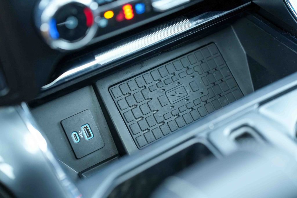 Used 2023 Ford F150 Lariat w/ Equipment Group 502A High image 36