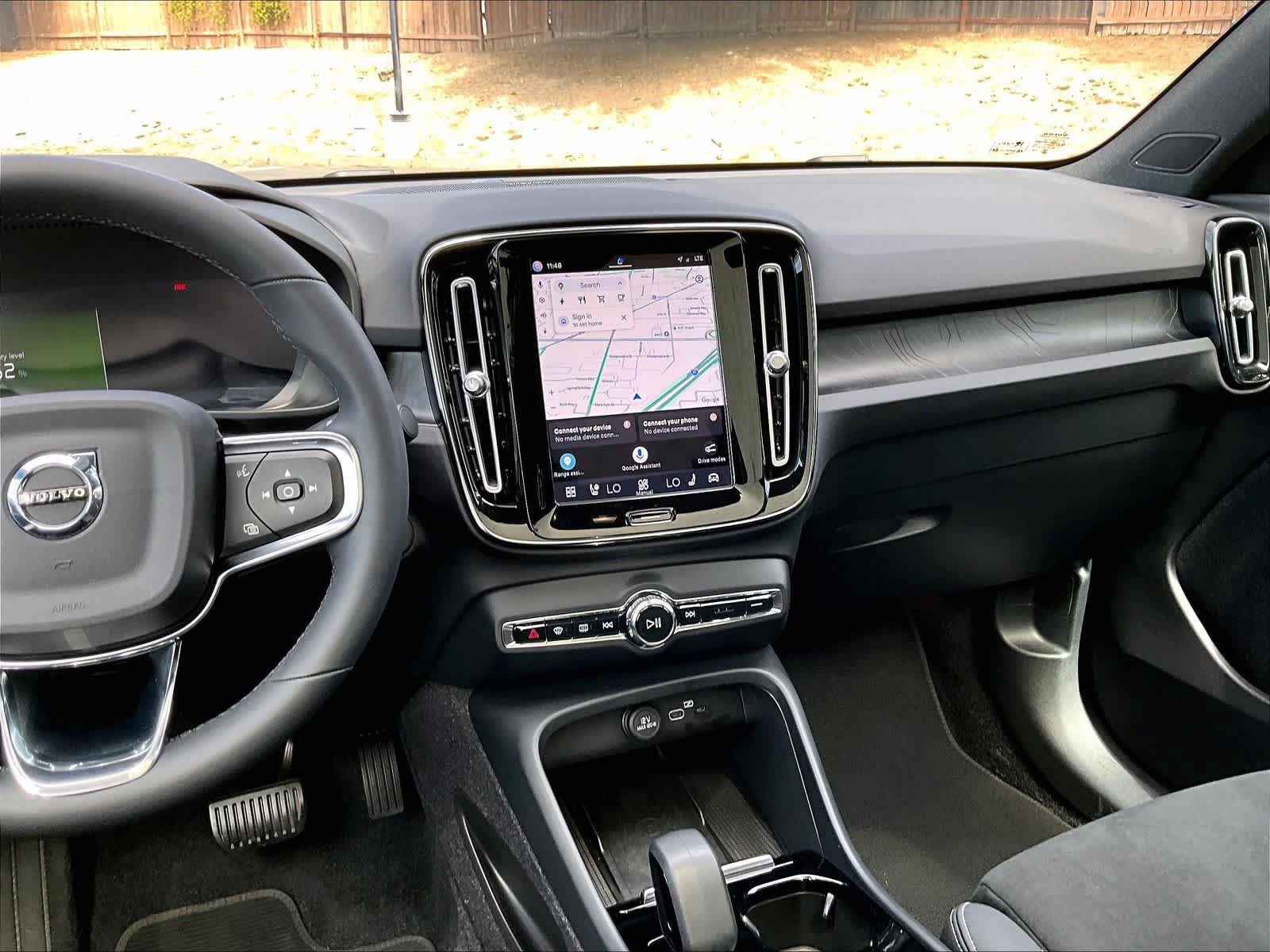 Used 2023 Volvo C40 P8 Recharge Ultimate AWD/4WD image 9