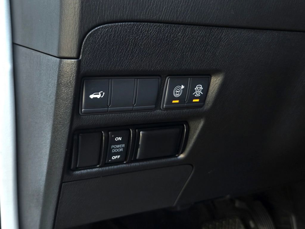 Used 2020 Nissan Armada SL w/ Premium Package image 19