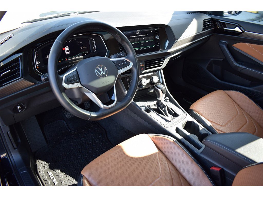 Used 2023 Volkswagen Jetta SEL image 13