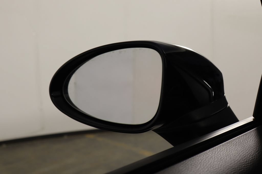 Used 2019 Porsche 718 Boxster RWD image 40