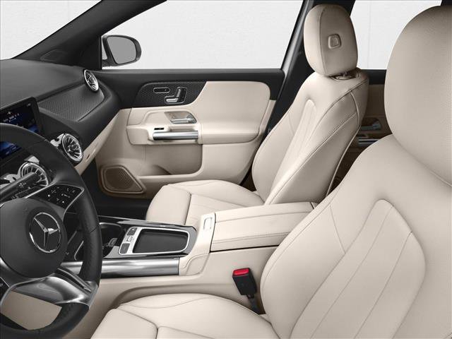 New 2025 Mercedes-Benz GLA 250 4MATIC image 6