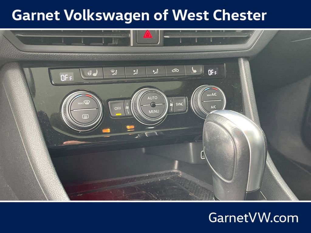 Used 2020 Volkswagen Jetta SEL FWD image 24