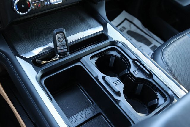 Used 2025 Ford F250 Platinum image 26