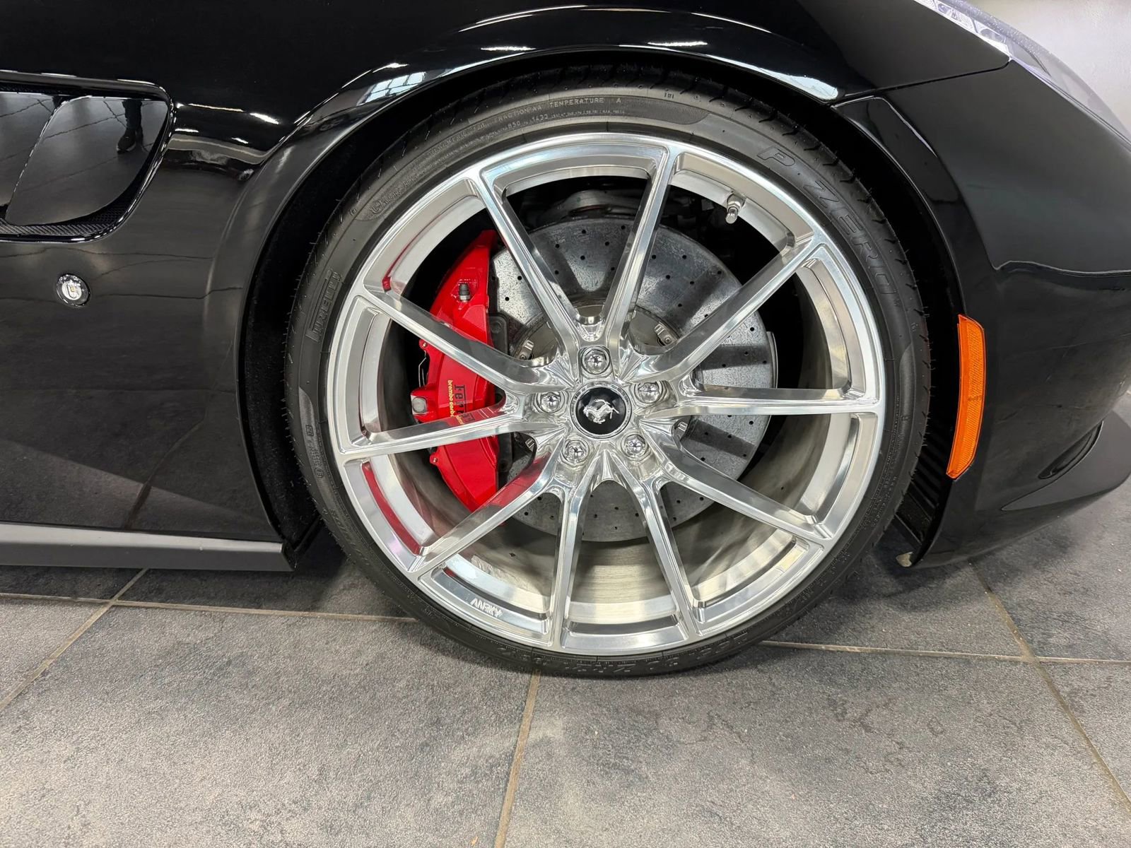 Used 2018 Ferrari GTC4Lusso AWD/4WD image 36
