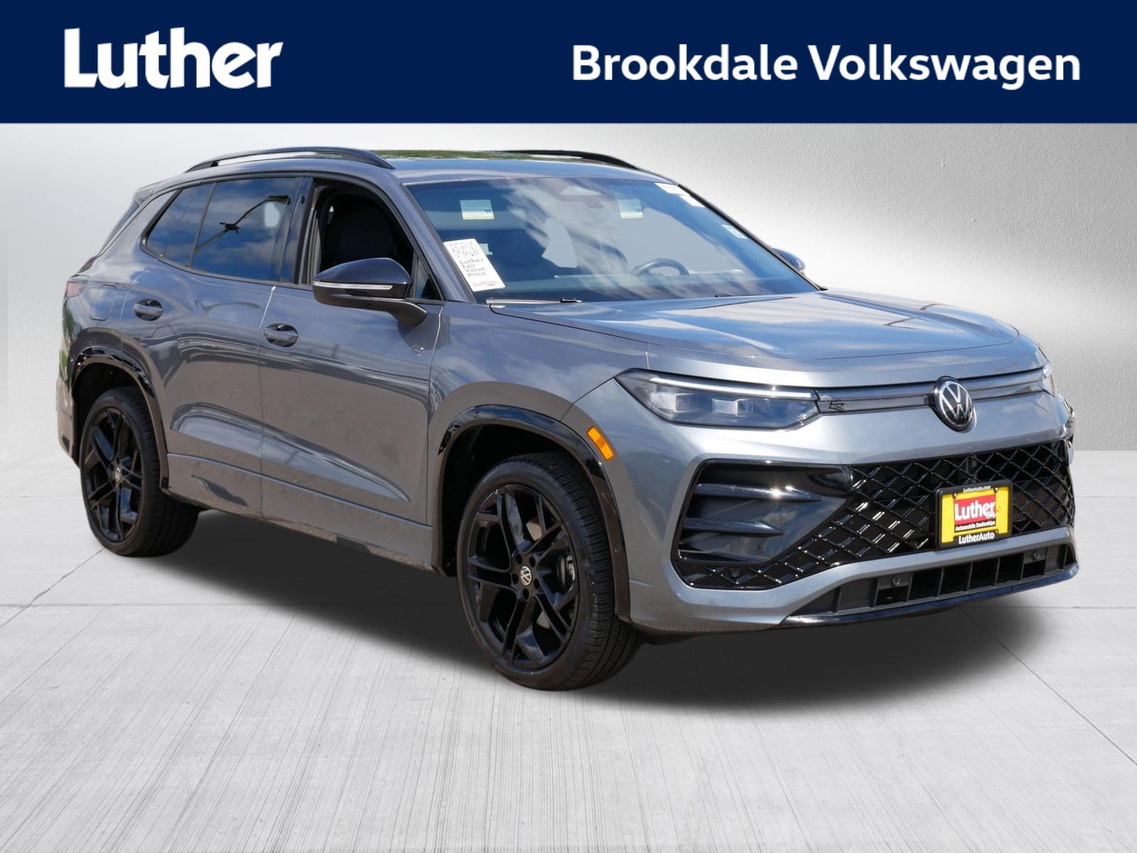 Used 2026 Volkswagen Tiguan SE R-Line