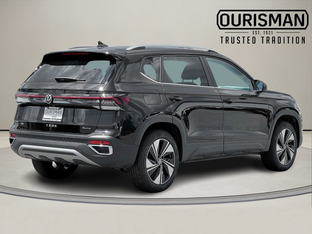 New 2025 Volkswagen Taos SE image 3