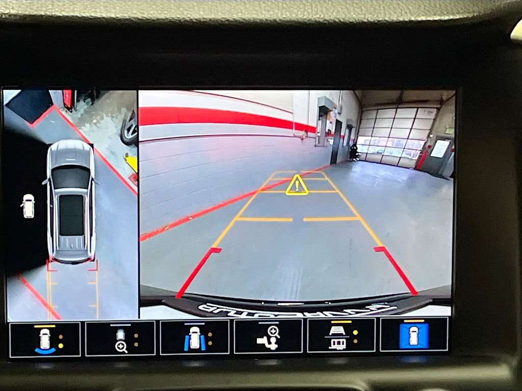 Used 2024 GMC Terrain Denali w/ Black Diamond Edition image 14