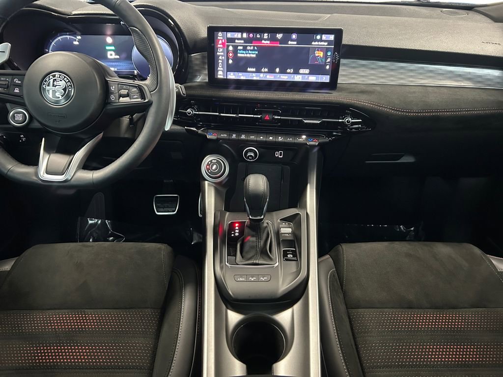 Used 2024 Alfa Romeo Tonale Veloce image 12