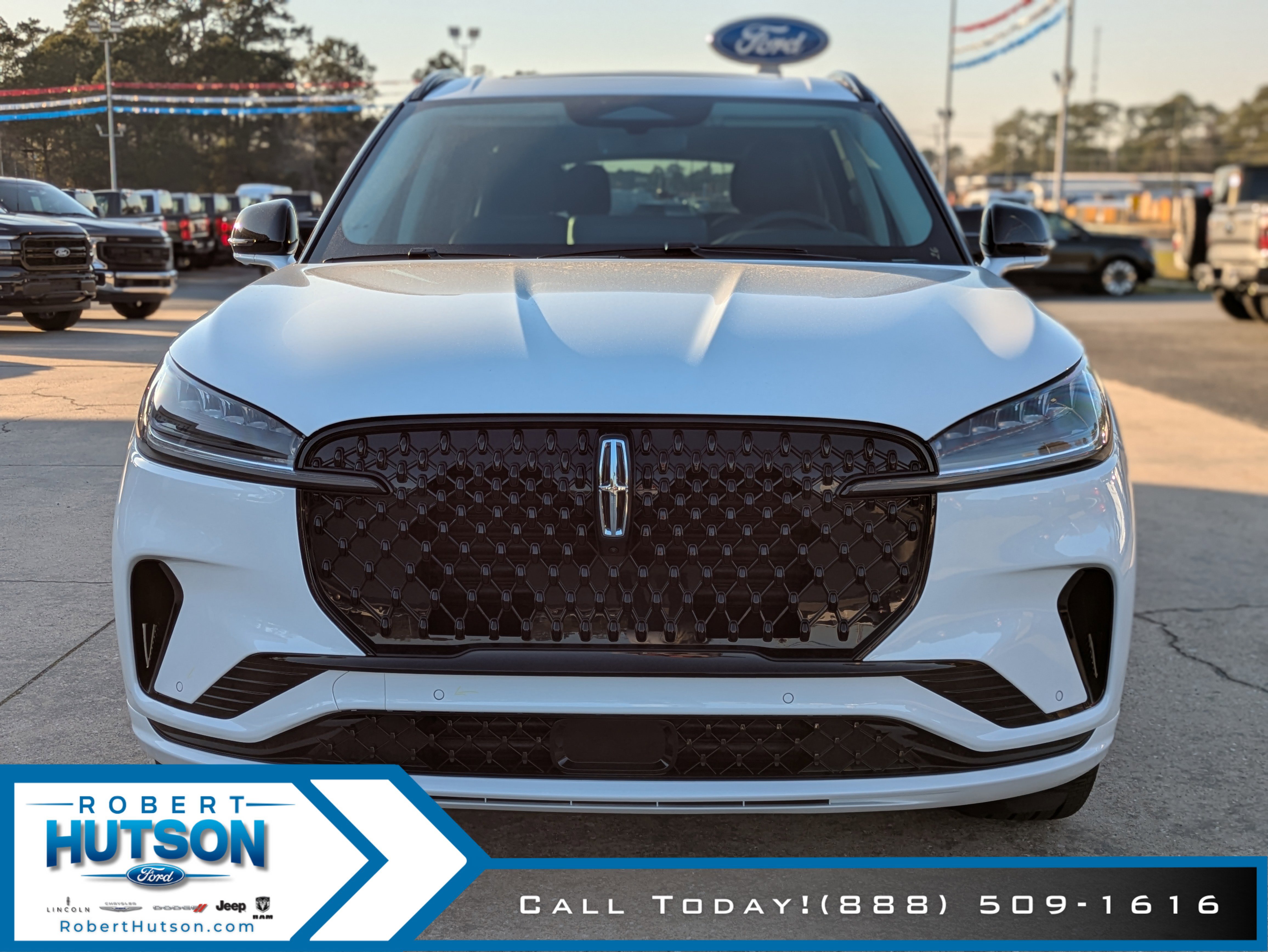 New 2026 Lincoln Aviator Premiere image 3