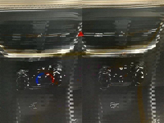 Used 2025 Buick Encore GX Preferred image 26