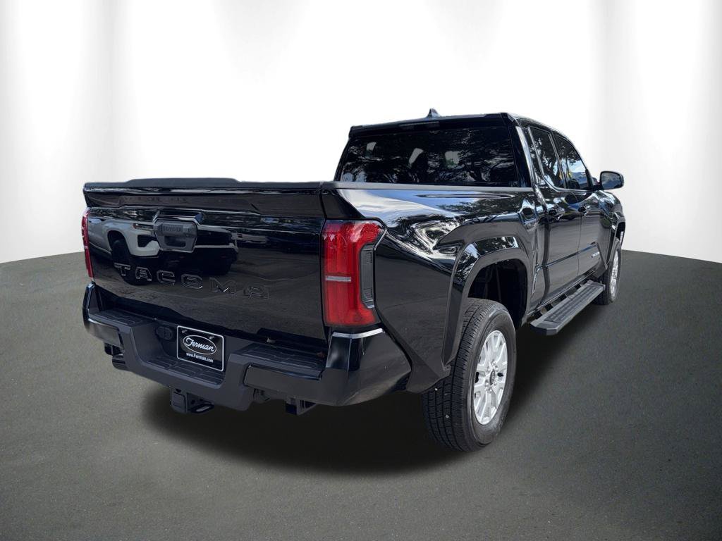Used 2025 Toyota Tacoma SR5 RWD image 10