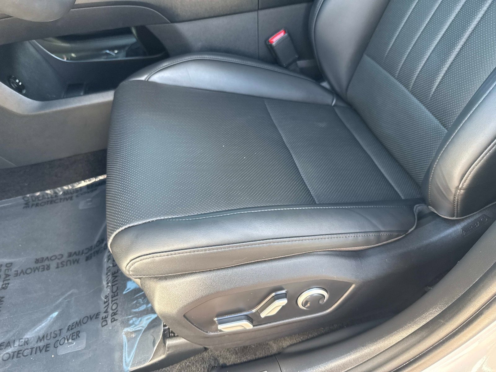 Used 2025 Hyundai Santa Fe SEL image 21