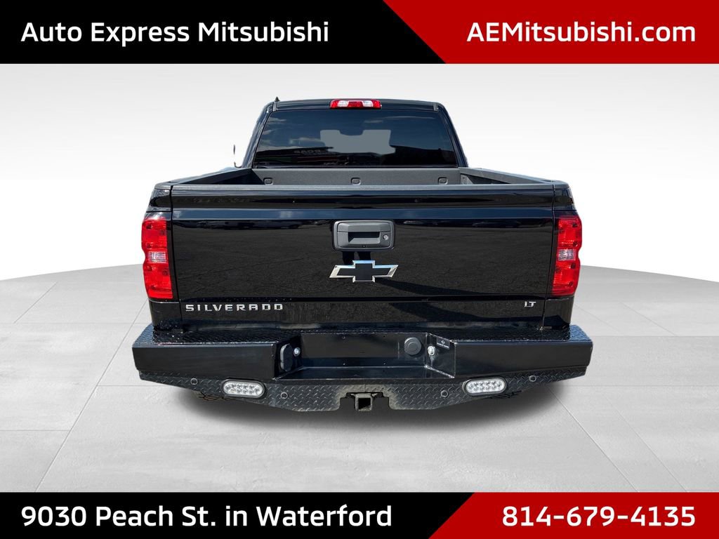 Used 2018 Chevrolet Silverado 1500 LT w/ Midnight Edition image 6