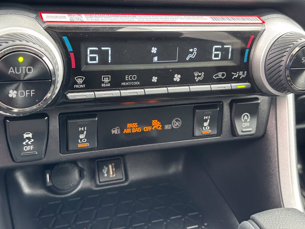 Certified 2025 Toyota RAV4 XLE w/ Convenience Package AWD/4WD image 25