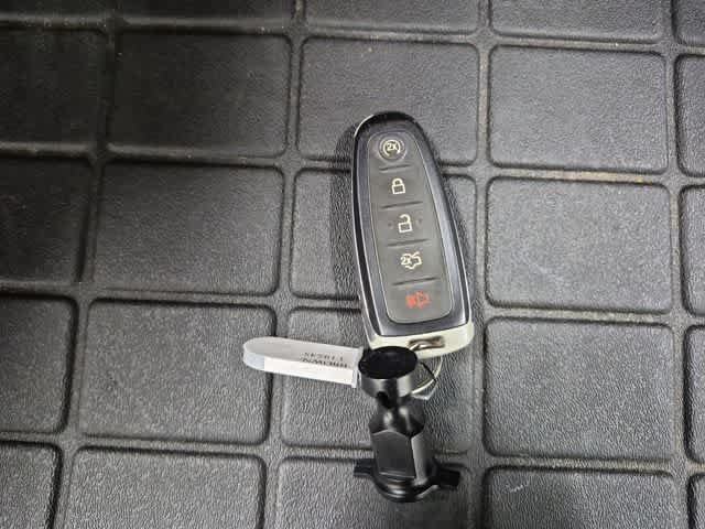 Used 2013 Lincoln MKX AWD image 42