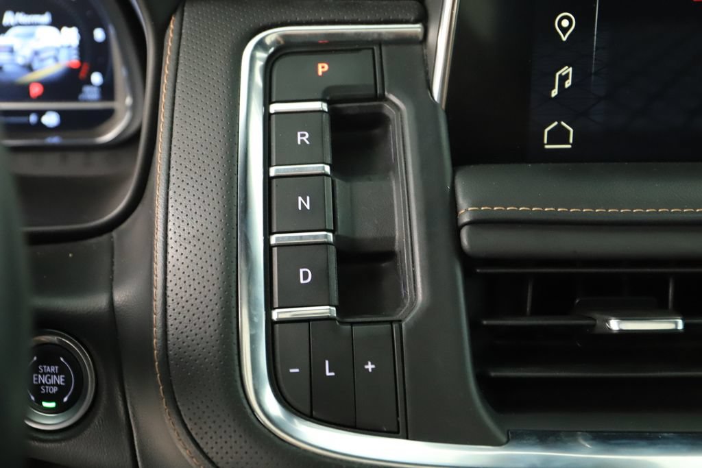 Used 2024 GMC Yukon AT4 w/ AT4 Premium Plus Package AWD/4WD image 28