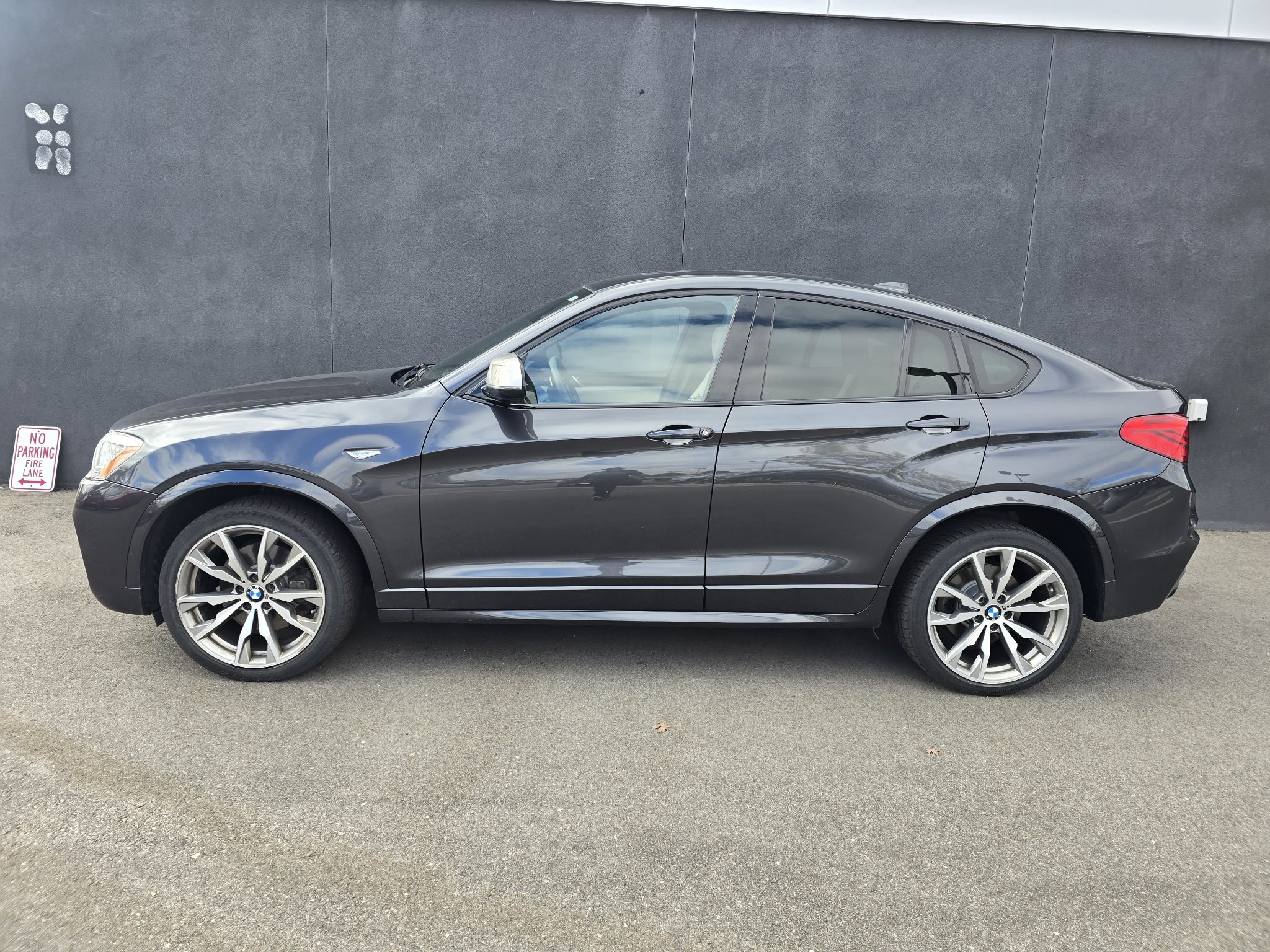 Used 2016 BMW X4 M40i AWD/4WD image 11