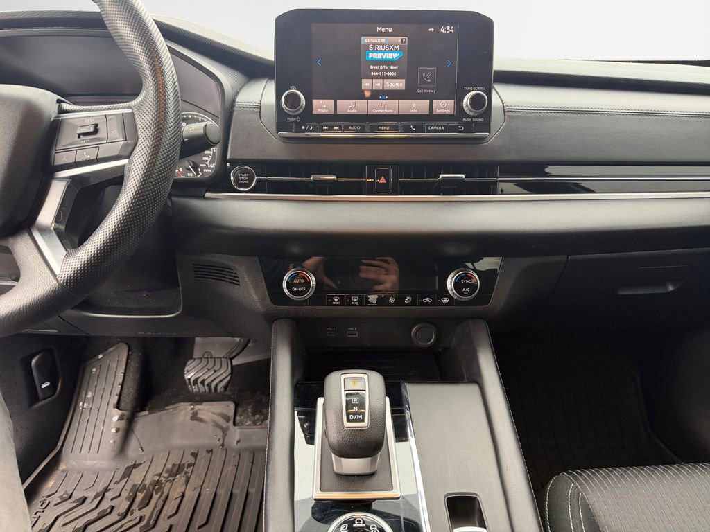 Used 2023 Mitsubishi Outlander ES image 22