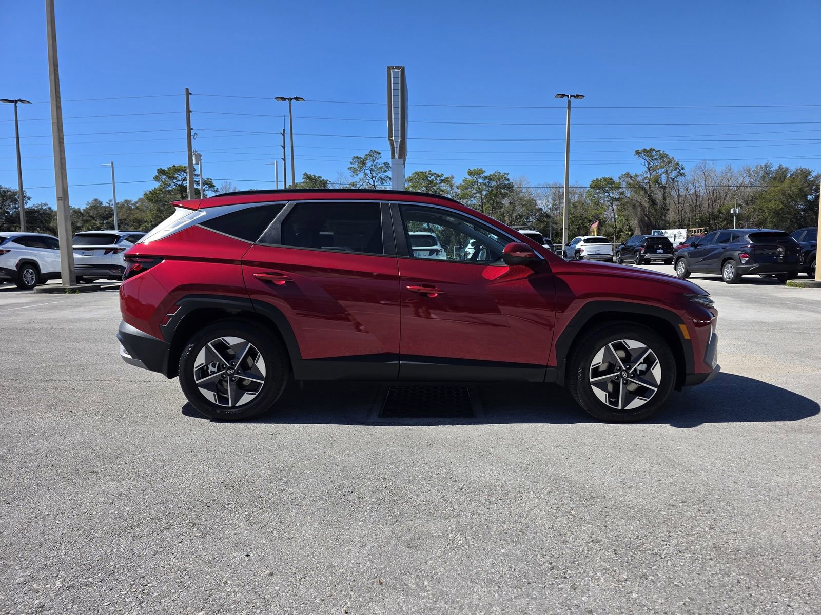 New 2026 Hyundai Tucson SEL image 2