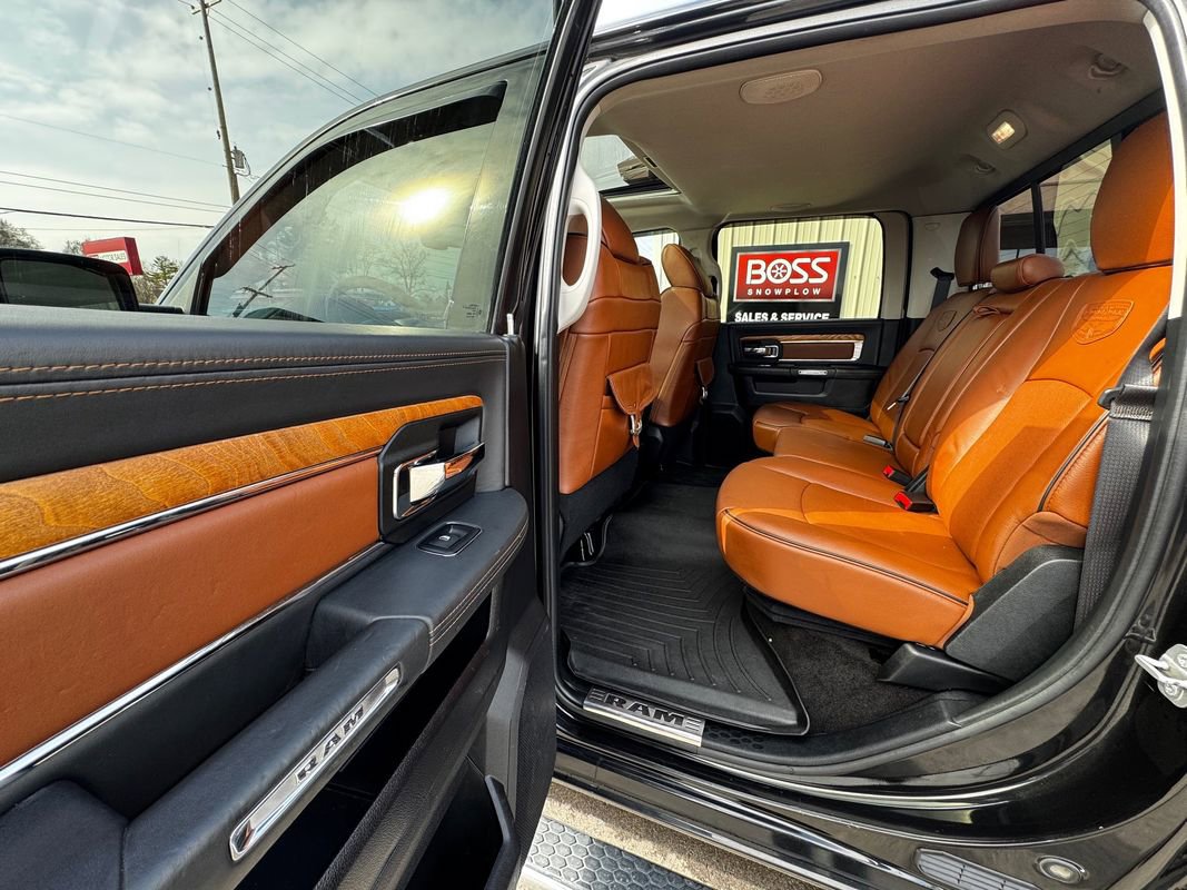 Used 2017 RAM 2500 Longhorn AWD/4WD image 12
