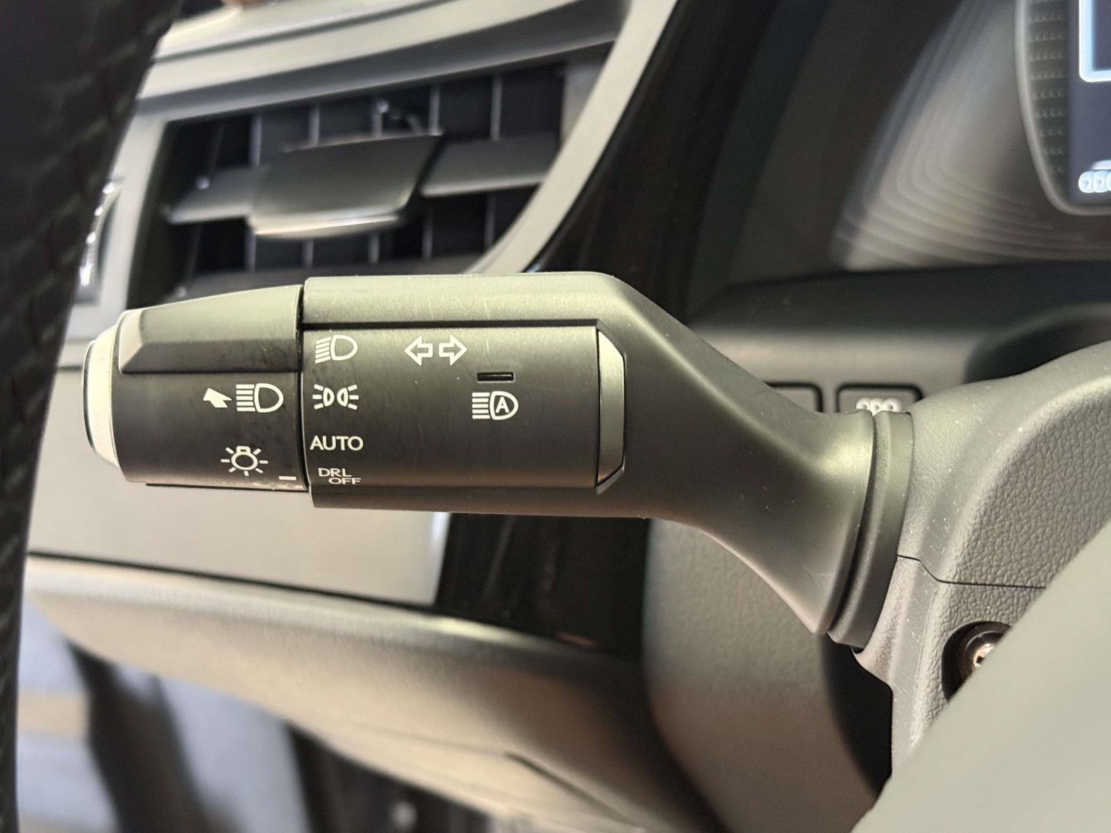 Certified 2024 Lexus ES 350 w/ Premium Package FWD image 30