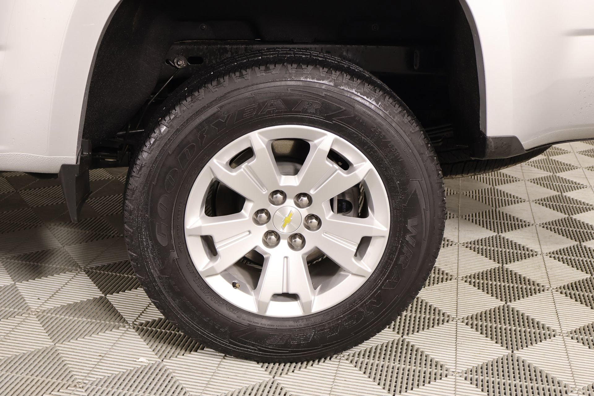 Used 2022 Chevrolet Colorado LT w/ Fleet Safety Package image 17