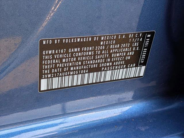 Used 2015 Volkswagen Golf S FWD image 23