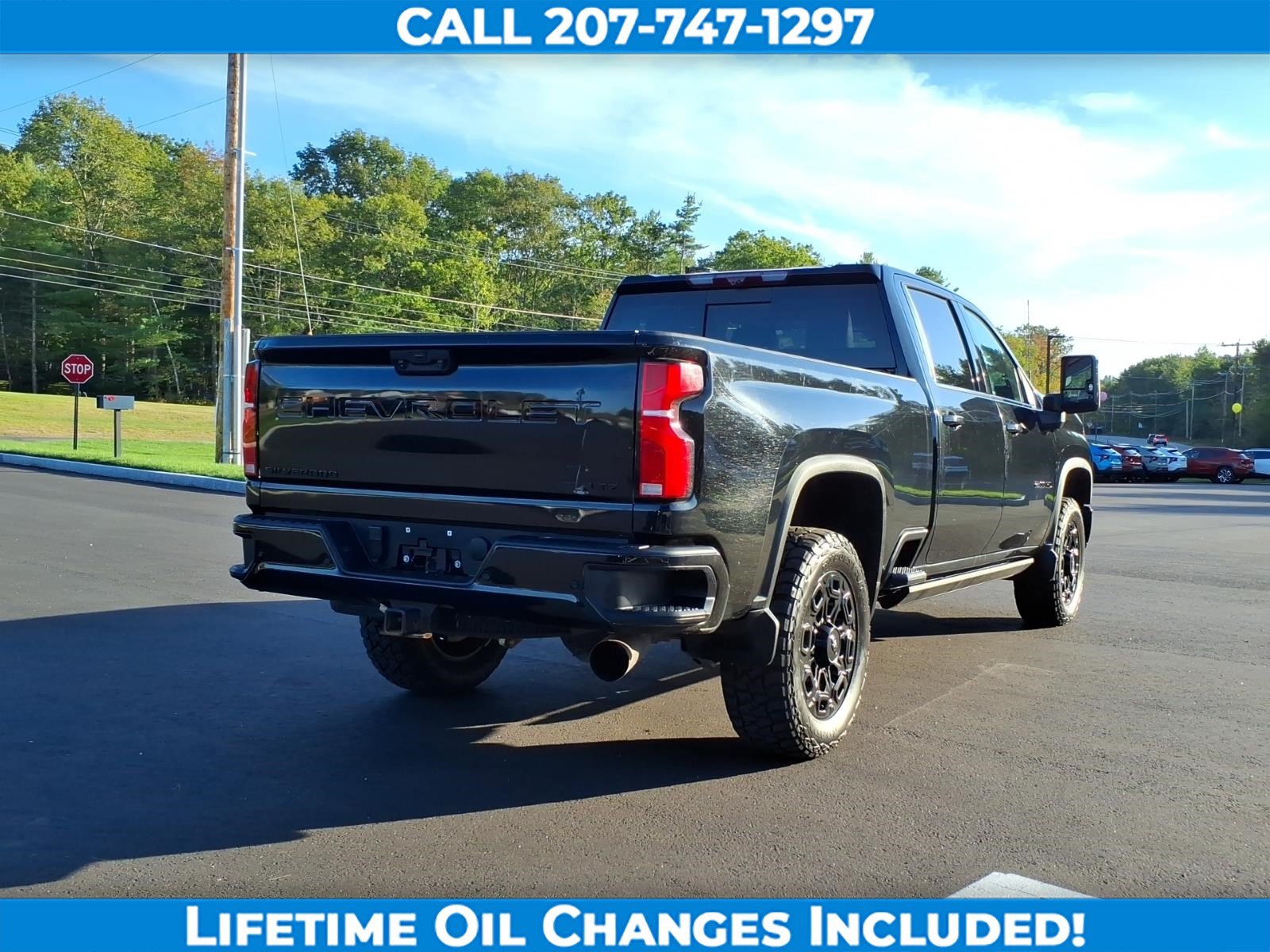 Used 2024 Chevrolet Silverado 2500 LTZ w/ LTZ Plus Package AWD/4WD image 5