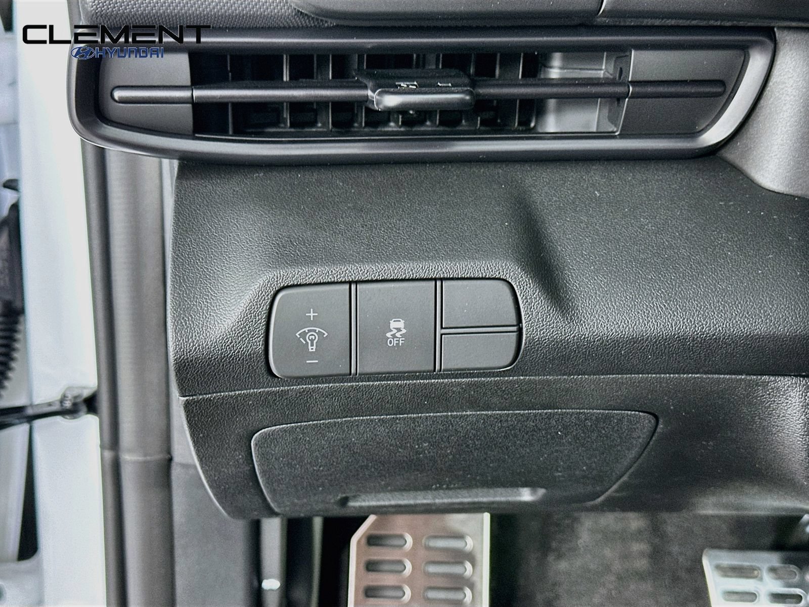 New 2026 Hyundai Elantra Sport FWD image 12