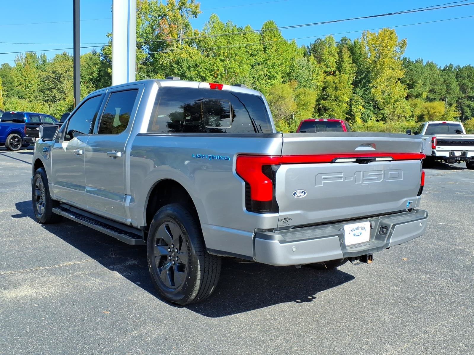 Used 2024 Ford F150 Lightning Lariat AWD/4WD image 22