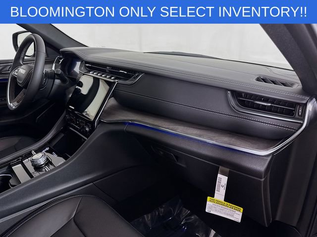 New 2025 Jeep Grand Cherokee L Overland w/ Trailer Tow Package image 31